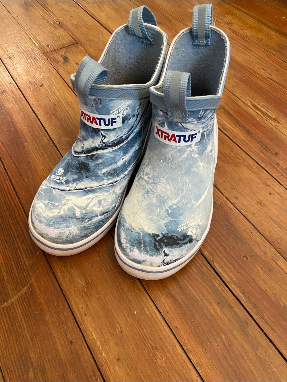 Xtratuf Kid’s Ankle Deck Boot Mossy Oak Fishing Marbled blue Size 12